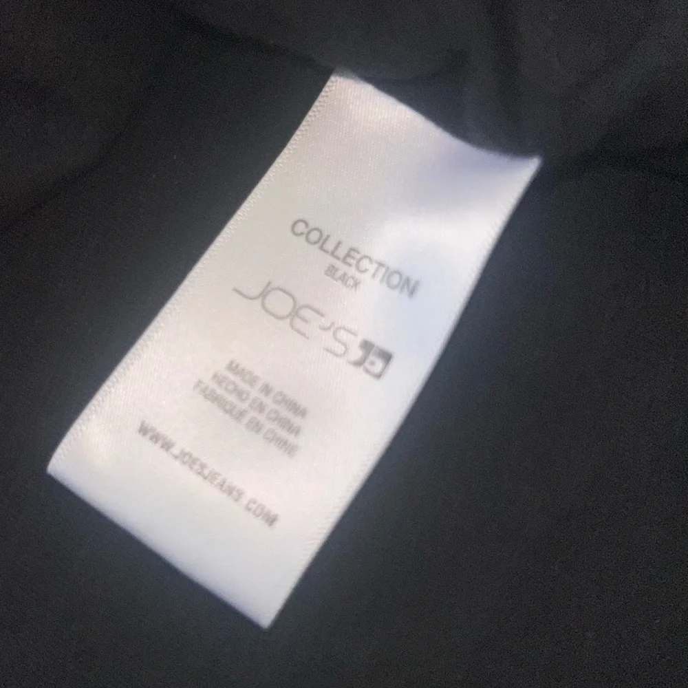 Joe’s Jeans Brand THE ARDEN SLEEVELESS TEE. Black. Size medium. - Picture 6 of 6